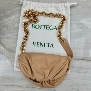 Bottega Veneta beige leather pouch